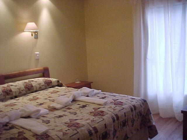 Hotel Spa Termas De Reyes サンサルバドールデフフイ エクステリア 写真